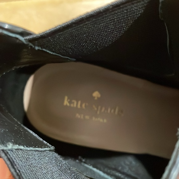 KATE SPADE Leather Slip On Side Elastic Heeled Ankle Boots Size 10 M in Black - Picture 4 of 7
